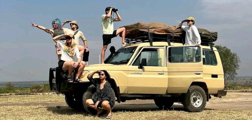 Wildlife Safaris in Queen Elizabeth National Park